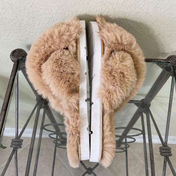 Dolce Vita slippers women’s US size 7 Faux Fur SOFT. - Picture 4 of 7